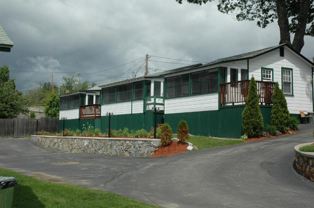 Channel Waterfront Cottages Weirs Beach Værelse billede