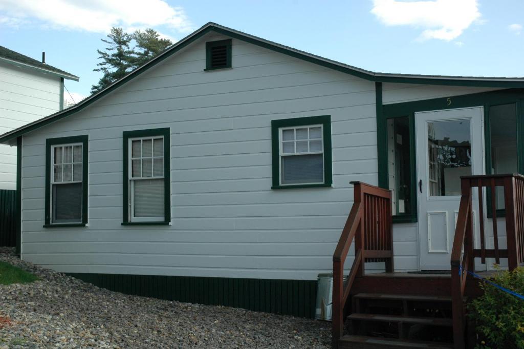 Channel Waterfront Cottages Weirs Beach Værelse billede
